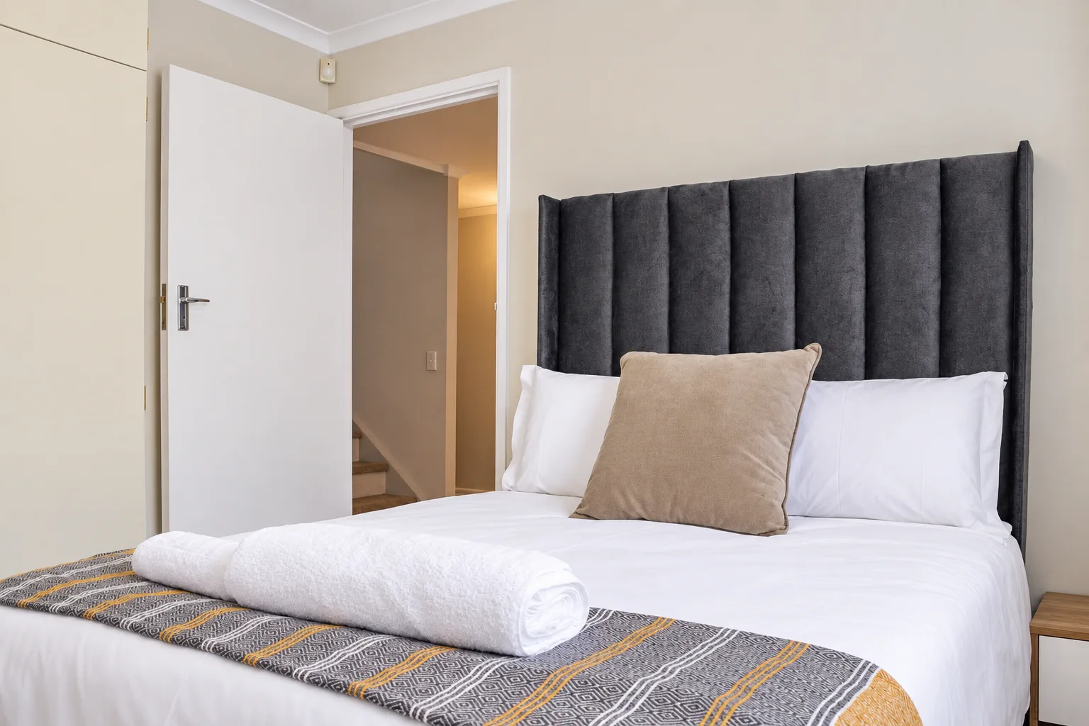 Sea View Apartment, Bedroom 3